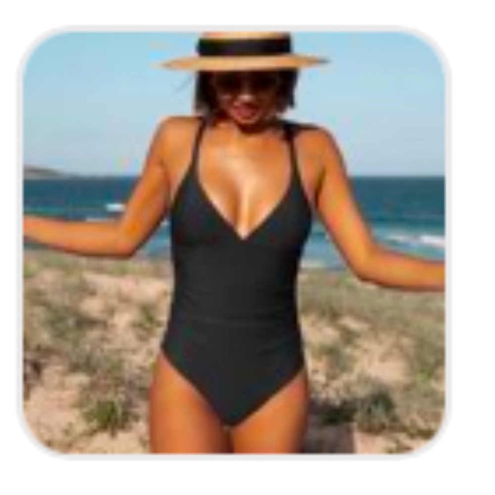 BRAND NEW Beachsissi women’s one-piece swimsuit